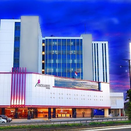 Orchardz Hotel Bandara Tangerang Eksteriør bilde