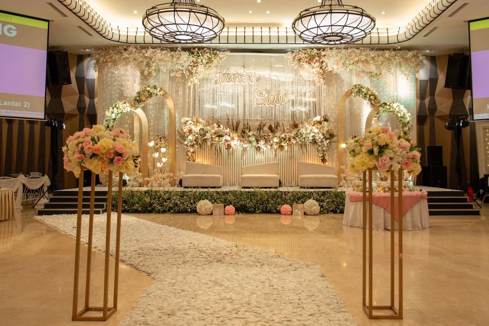 Orchardz Hotel Bandara Tangerang Eksteriør bilde