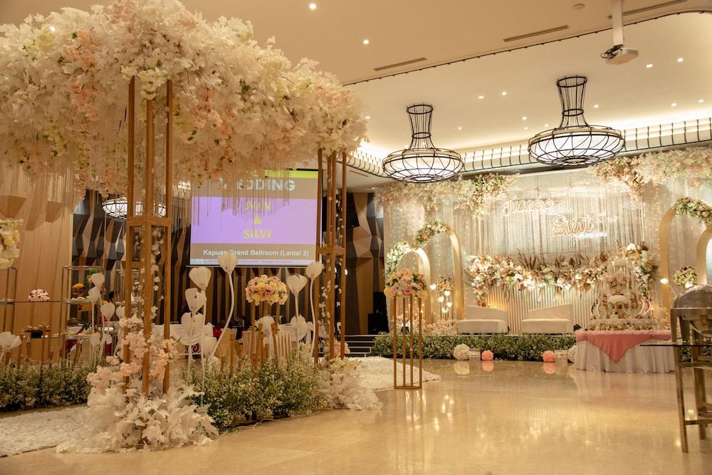 Orchardz Hotel Bandara Tangerang Eksteriør bilde